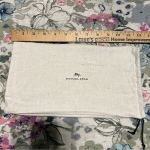 Michael Aram Elegant Dust Cover